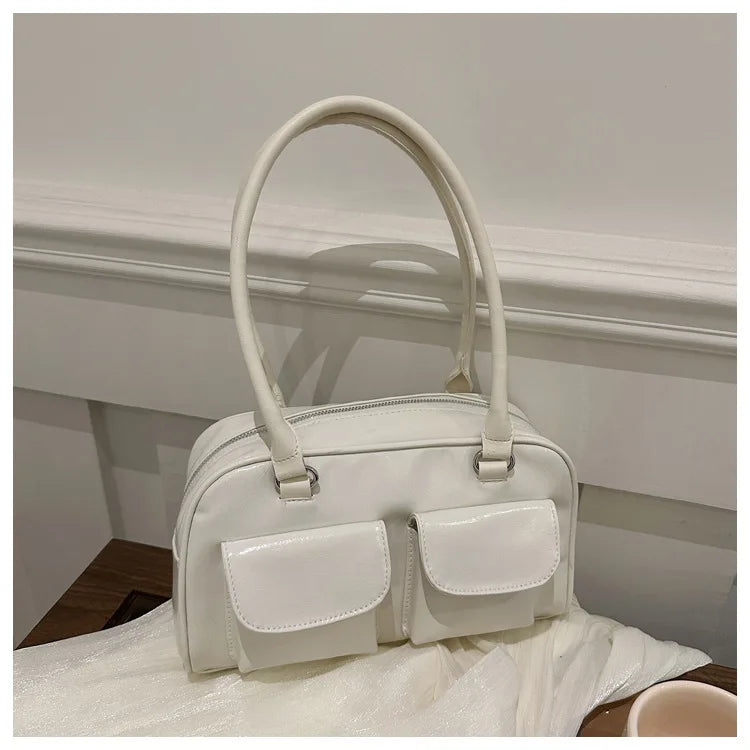 SLEEK DISTRESSED LEATHER CARRY