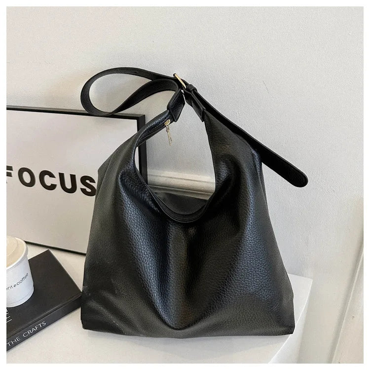 EVERYDAY CLASSY CITY TOTE