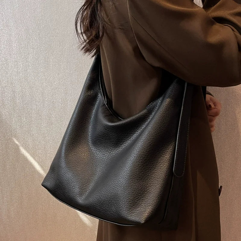 EVERYDAY CLASSY CITY TOTE