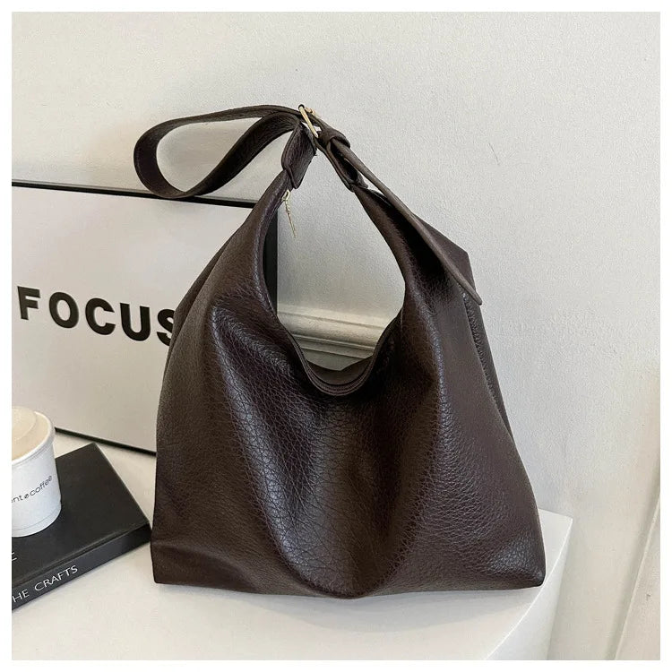 EVERYDAY CLASSY CITY TOTE